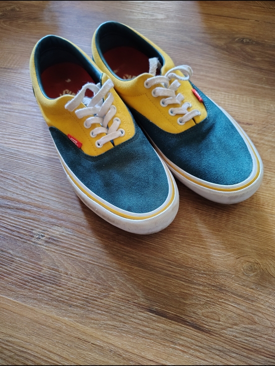 Vans Other - Vans Two-Tone Green and Yellow Low Top Sneakers Retro